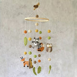 Mobile mit Wald-Motiven von Beyoona