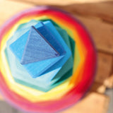 Detailansicht riesiger geometrischer Scheibenturm von Grimm's von oben