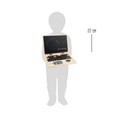 Größe von Holz-Laptop mit Magnettafel von small foot