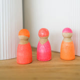 Neonfreunde Pink von Grimms auf Regal