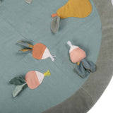 Detailansicht von Möhren von Spieldecke Trois Lapins von Moulin Roty