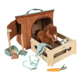 Spielset Pferd mit Stall und Zubehör mit brauner Tasche von small foot_01